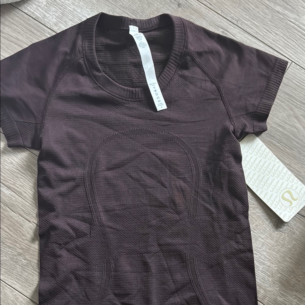 Lululemon Swiftly Tech Short Sleeve Crew